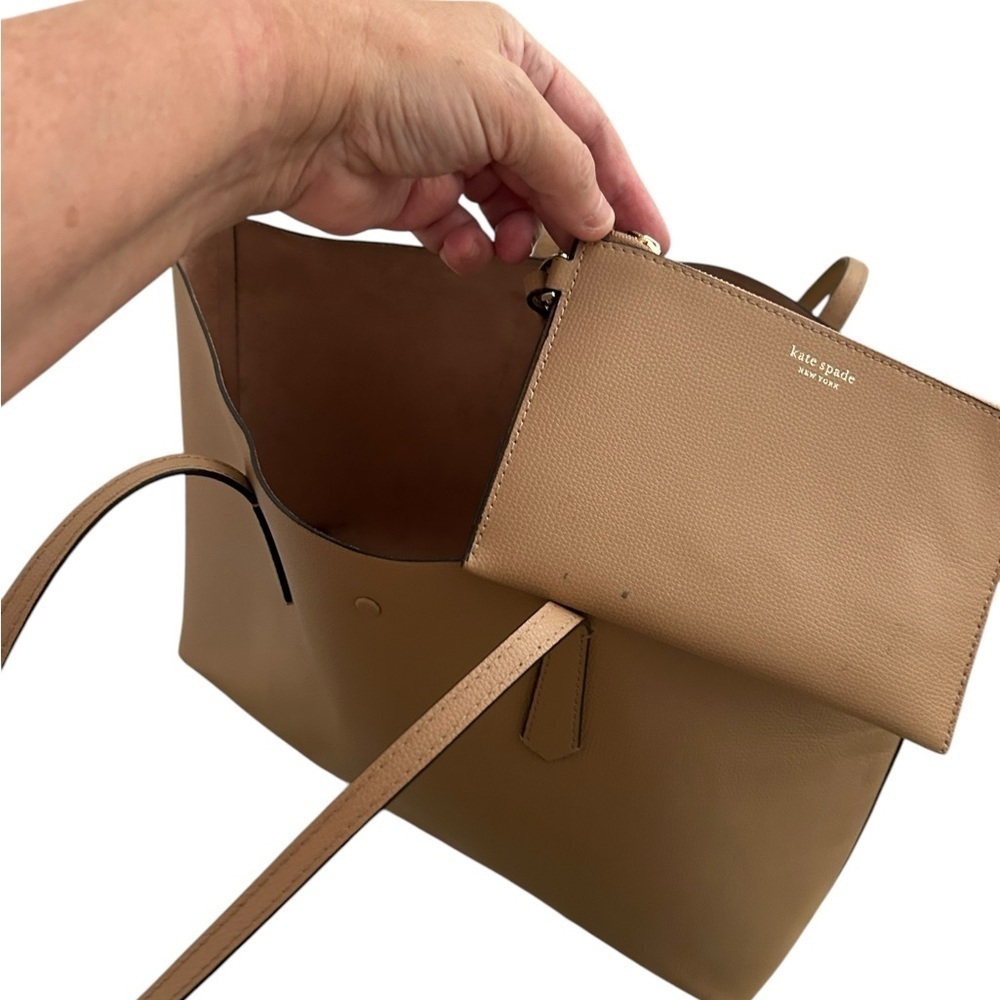 Kate Spate New York Leather Carryall Large Tote Bag - Picture 3 of 7